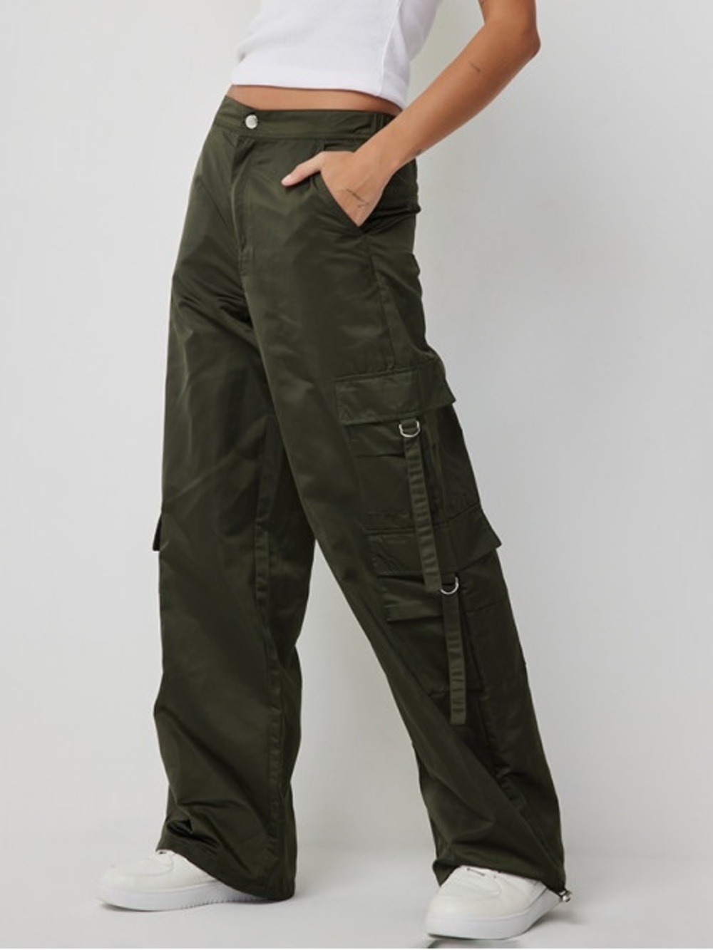Parachute Cargo Pants Utility Strap D-Ring Gorpcore Olive Green L Nwt Wide Leg